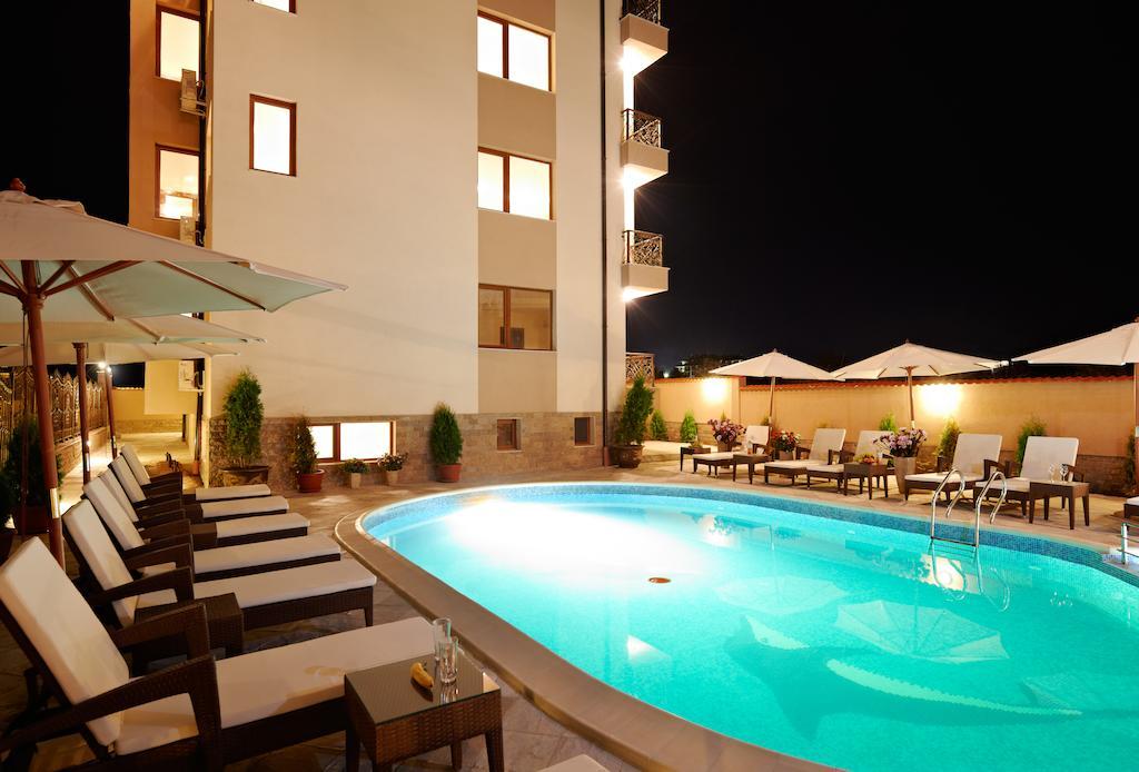 Stanny Court Aparthotel Nesebar Rom bilde