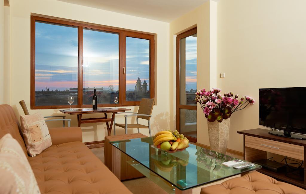 Stanny Court Aparthotel Nesebar Rom bilde